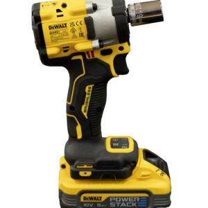 DEWALT 18V XR BRUSHLESS 1/2" COMPACT IMPACT WRENCH